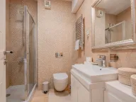 Sale, three bedroom apartment, 132m², Škaljari, Kotor - image 11