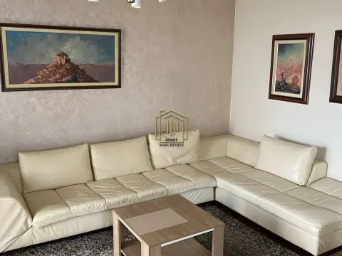 Sale, house, 350m², Zlatica, Podgorica - image 2