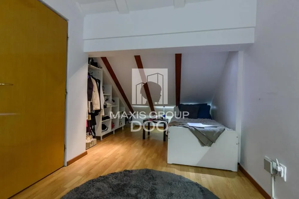 Prodaja, četvorosoban stan, 131m², Gundulićev Venac, Beograd