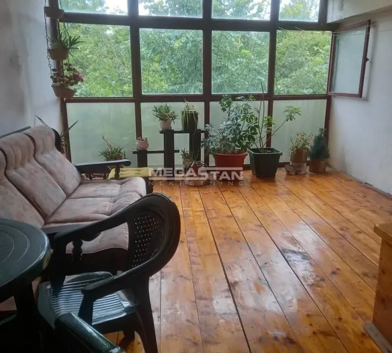 Prodaja, kuća, 326m², Pančevo, Srbija