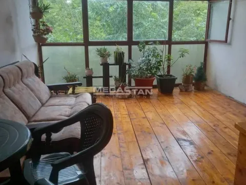 Prodaja, kuća, 326m², Pančevo, Srbija - image 1