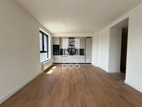 Izdavanje, trosoban stan, 80m², Savski Venac, Beograd - image 3