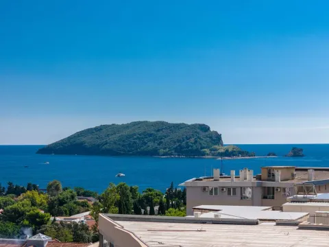 Sale, three bedroom apartment, 450m², Budva, Crna Gora - image 1