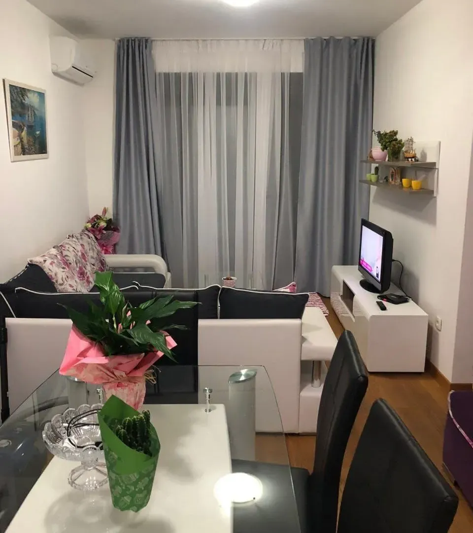 Rent, one bedroom apartment, 51m², Budva, Crna Gora