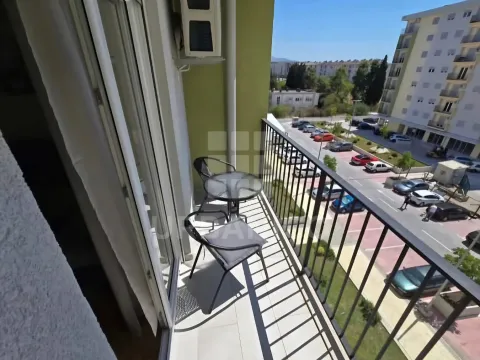 Prodaja, jednosoban stan, 43m², Pobrežje, Podgorica - image 10