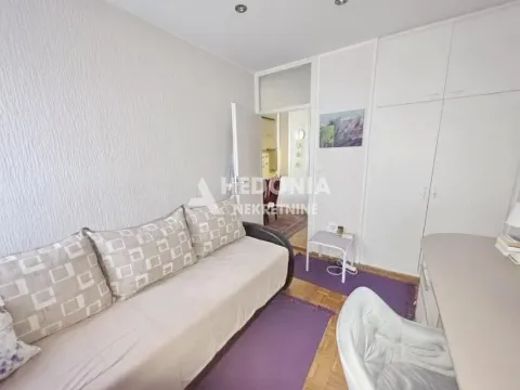 Prodaja, dvosoban stan, 63m², Novi Beograd Blok 22, Novi Beograd Sve Podlokacije - image 4