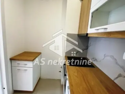Izdavanje, trosoban stan, 58m², Zvezdara Sve Podlokacije, Beograd - image 4
