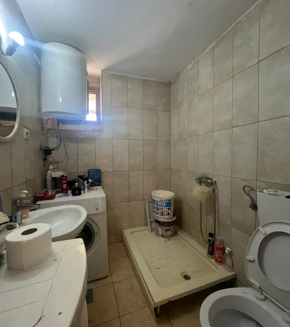 Sale, house, 39m², Bioče, Podgorica