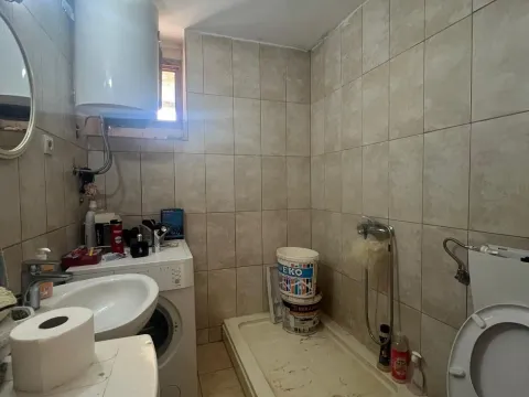 Prodaja, kuća, 39m², Bioče, Podgorica - image 7