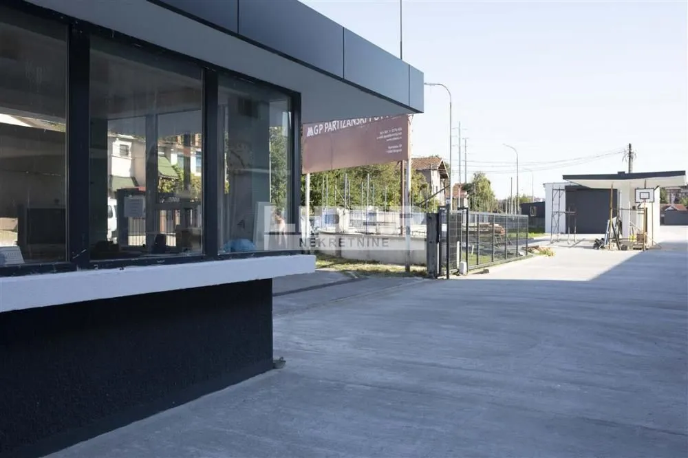 Rent, office space, 1450m², Karaburma, Palilula Sve Podlokacije