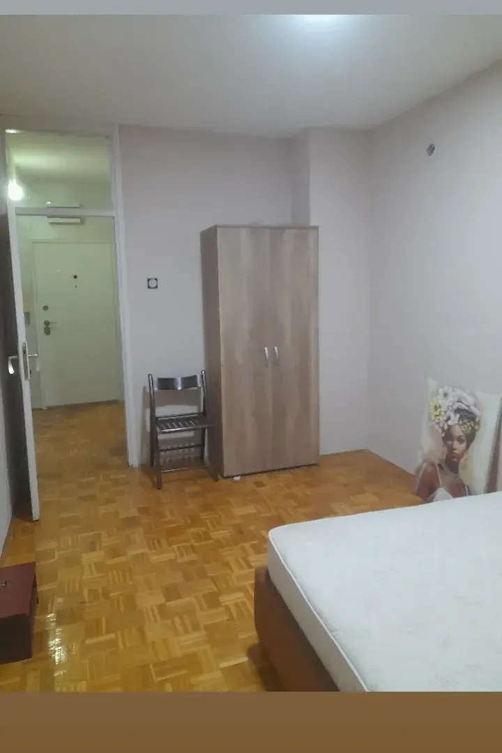 Rent, two bedroom apartment, 58m², Borča Sve Podlokacije, Beograd