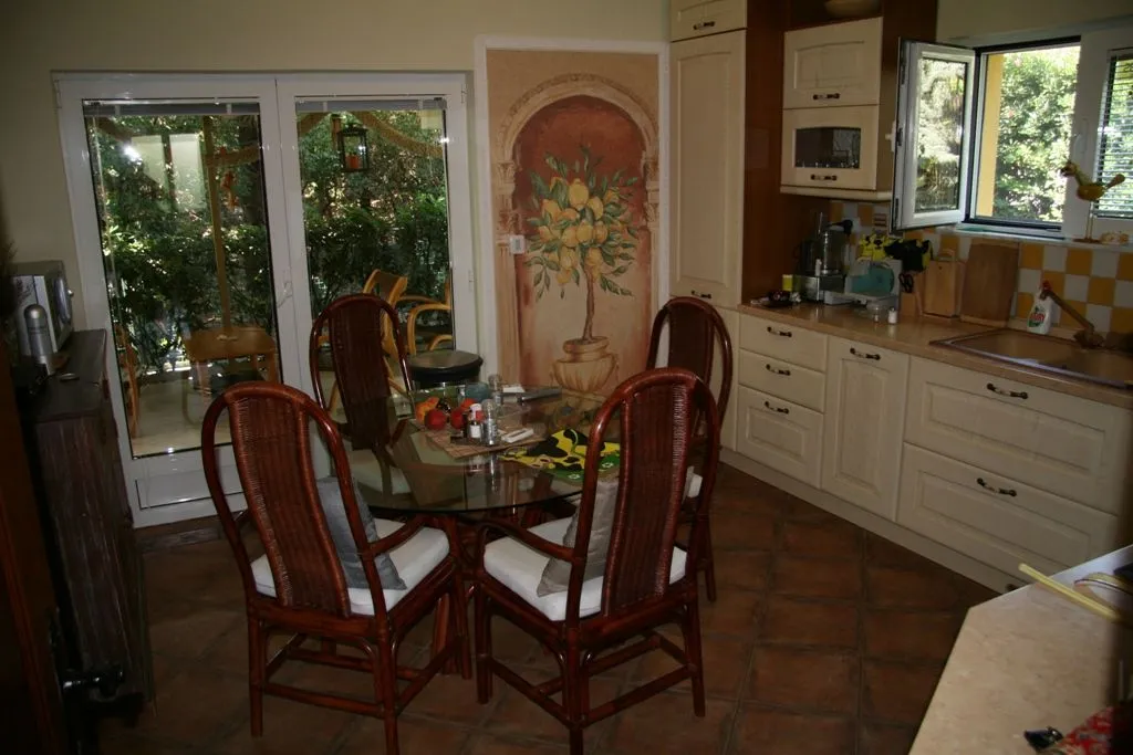 Prodaja, stan, 350m², Radovići, Tivat