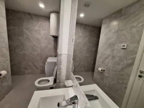 Izdavanje, jednosoban stan, 48m², Stari Aerodrom, Podgorica - image 11