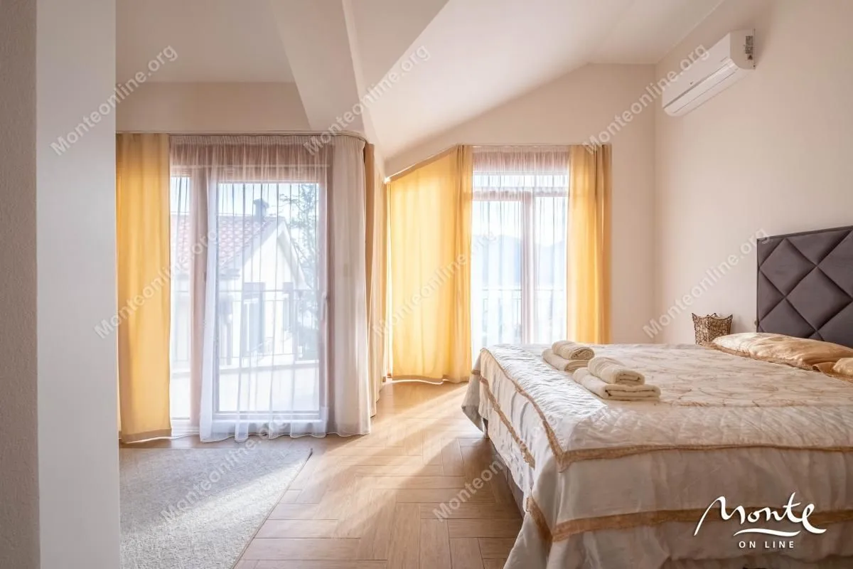 Prodaja, dvosoban stan, 105m², Orahovac, Kotor