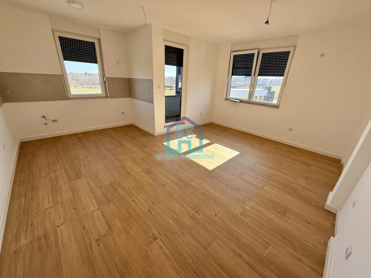 Sale, three bedroom apartment, 72m², Alibegovac, Petrovaradin