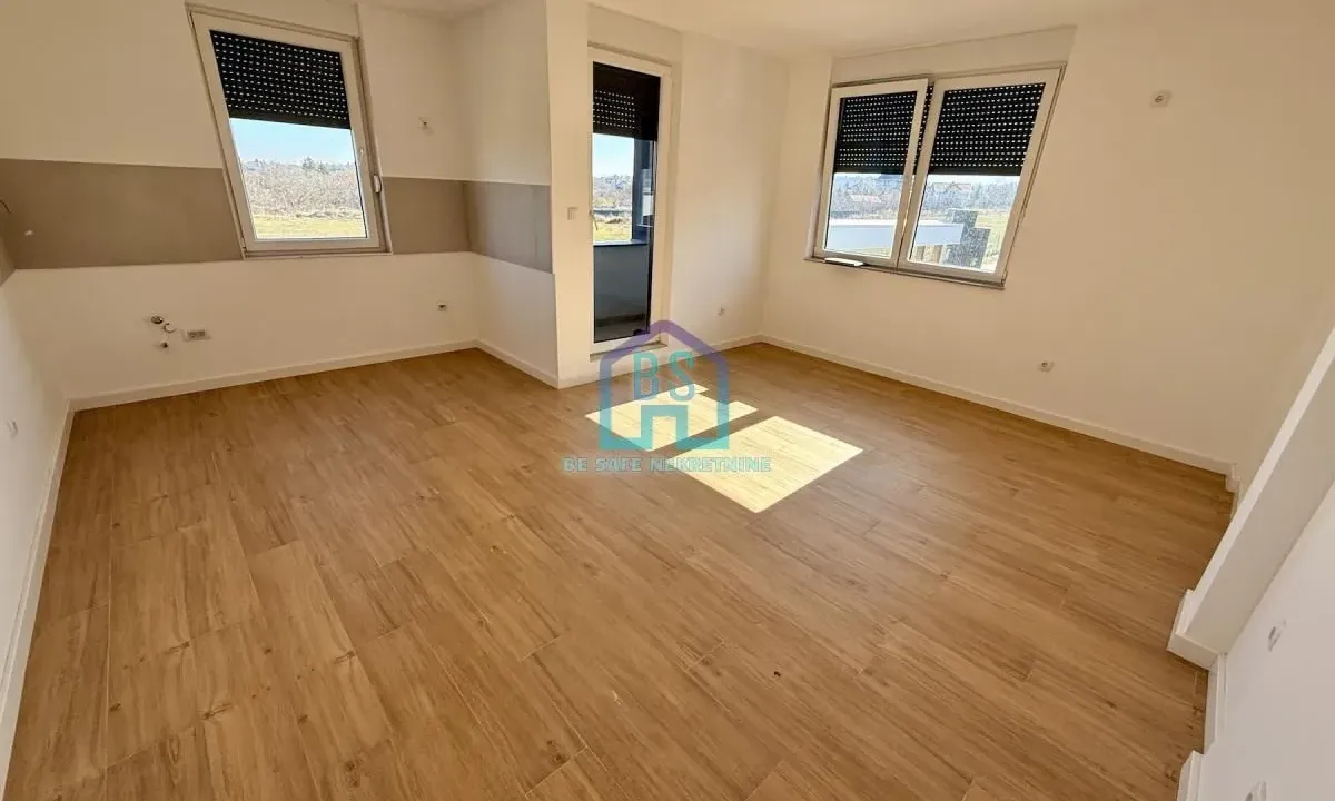 Sale, three bedroom apartment, 72m², Alibegovac, Petrovaradin