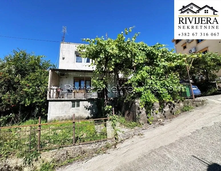 Prodaja, kuća, 80m², Centar, Tivat