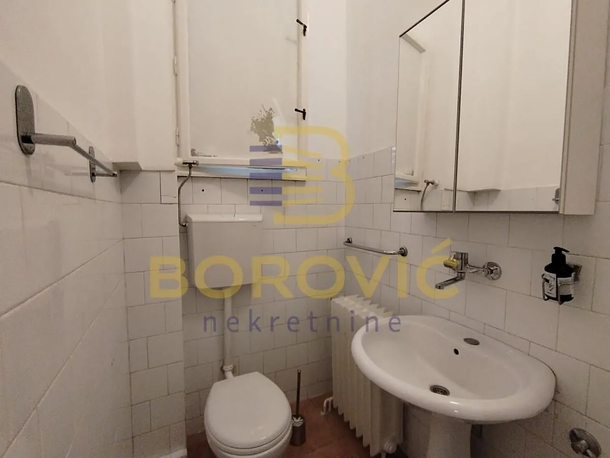 Izdavanje, dvosoban stan, 61m², Neimar, Vračar Sve Podlokacije
