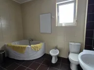 Izdavanje, kuća, 549m², Cvetkova Pijaca, Zvezdara Sve Podlokacije - image 14