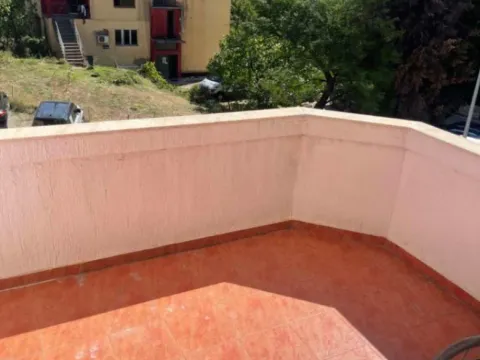 Rent, two bedroom apartment, 65m², Gorica C, Podgorica - image 9