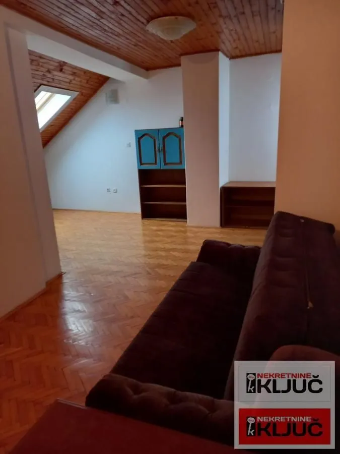 Izdavanje, dvosoban stan, 63m², Podbara, Novi Sad Sve Podlokacije