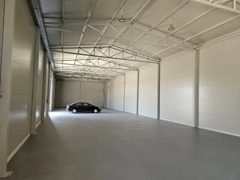 Izdavanje, poslovni prostor, 530m², Batajnica, Beograd - image 5