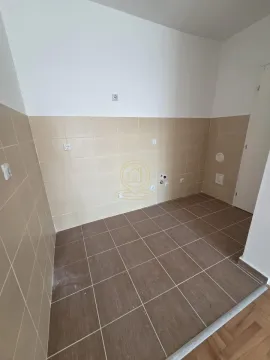 Sale, two bedroom apartment, 59m², Medijana, Niš - image 3