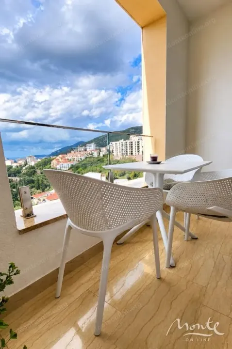 Prodaja, dvosoban stan, 48m², Bečići, Budva