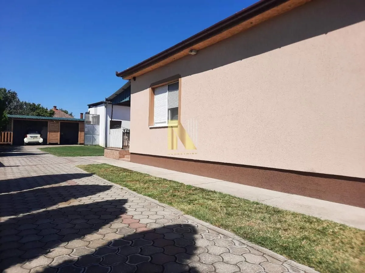 Prodaja, kuća, 114m², Mali Radanovac, Subotica