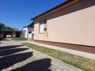 Prodaja, kuća, 114m², Mali Radanovac, Subotica - image 1
