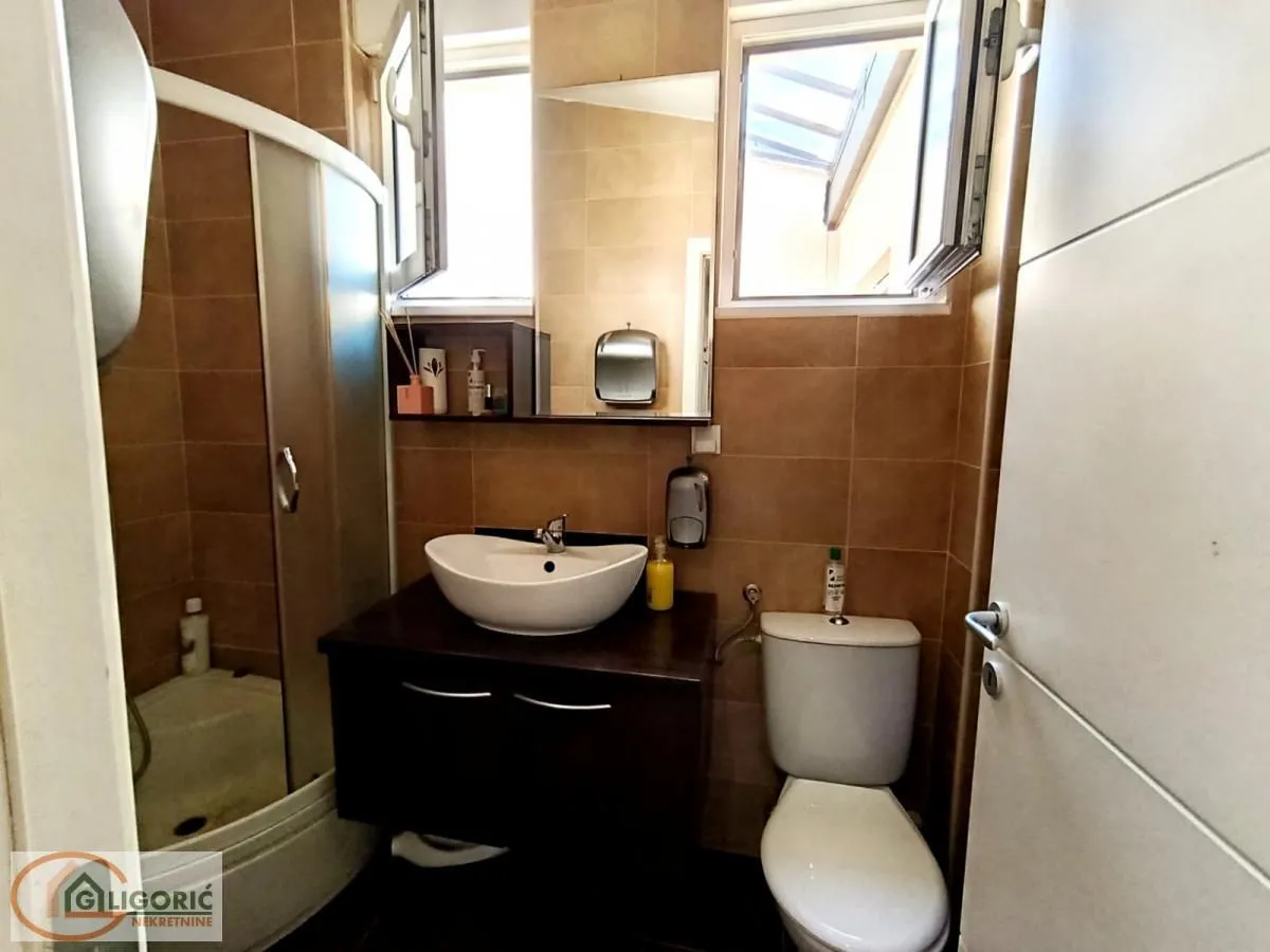 Prodaja, stan, 118m², Đeram Pijaca, Beograd