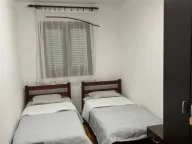 Izdavanje, dvosoban stan, 80m², Babilonija, Budva - image 12