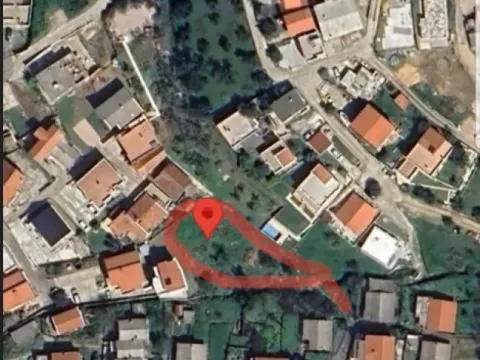 Zemljište in Bjeliši