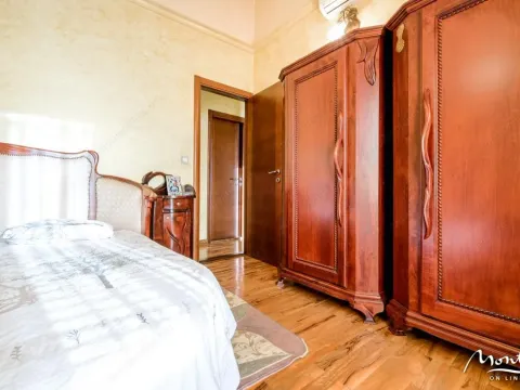 Prodaja, četvorosoban stan, 179m², Budva, Crna Gora - image 25