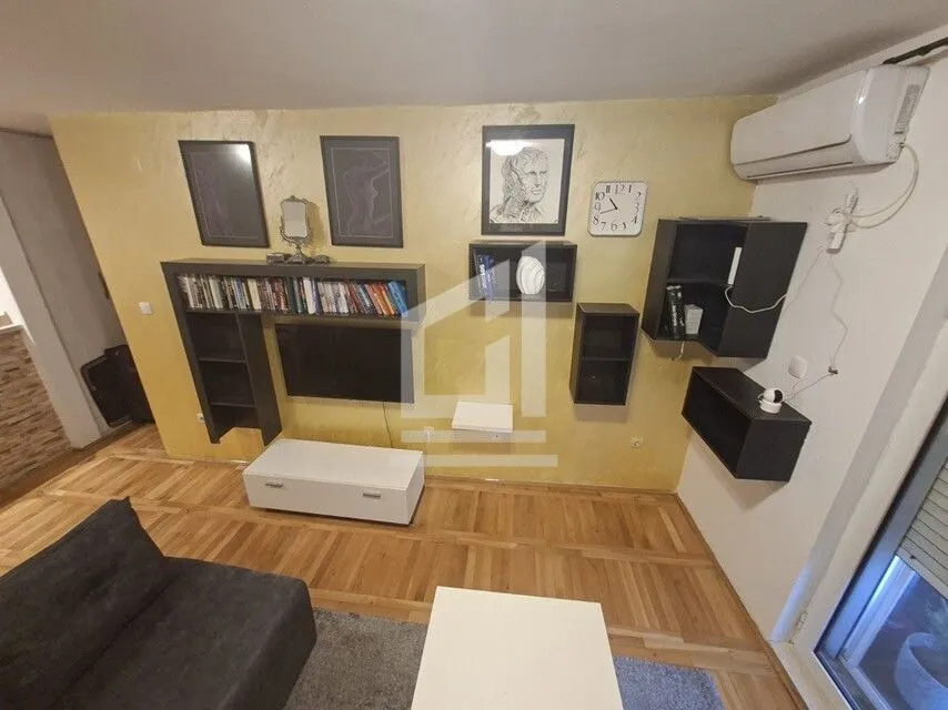 Rent, two bedroom apartment, 56m², Stara Varoš, Podgorica