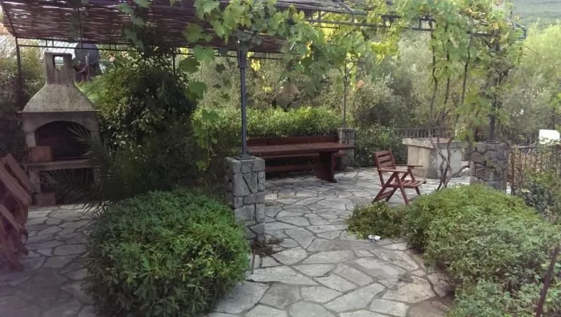 Prodaja, kuća, 700m², Krašići, Tivat
