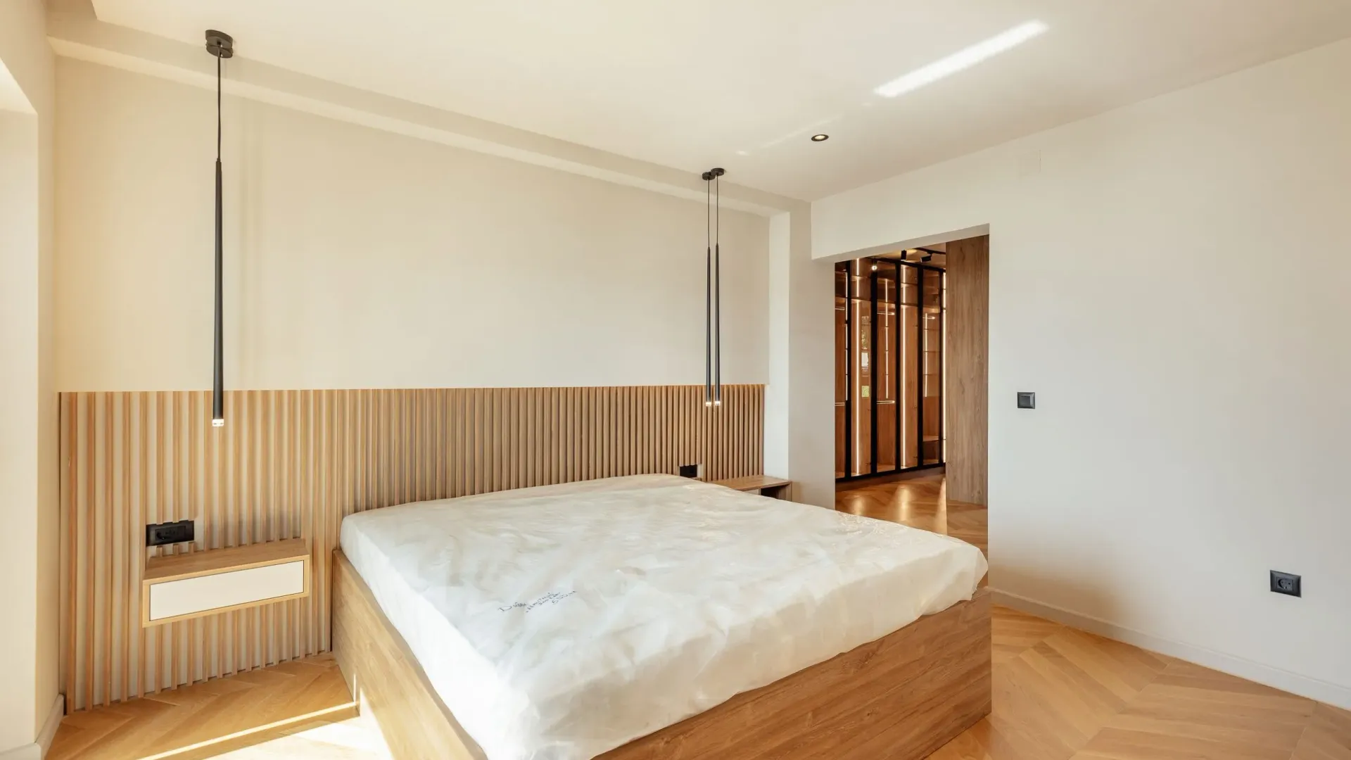 Prodaja, dvosoban stan, 180m², Savina, Herceg Novi