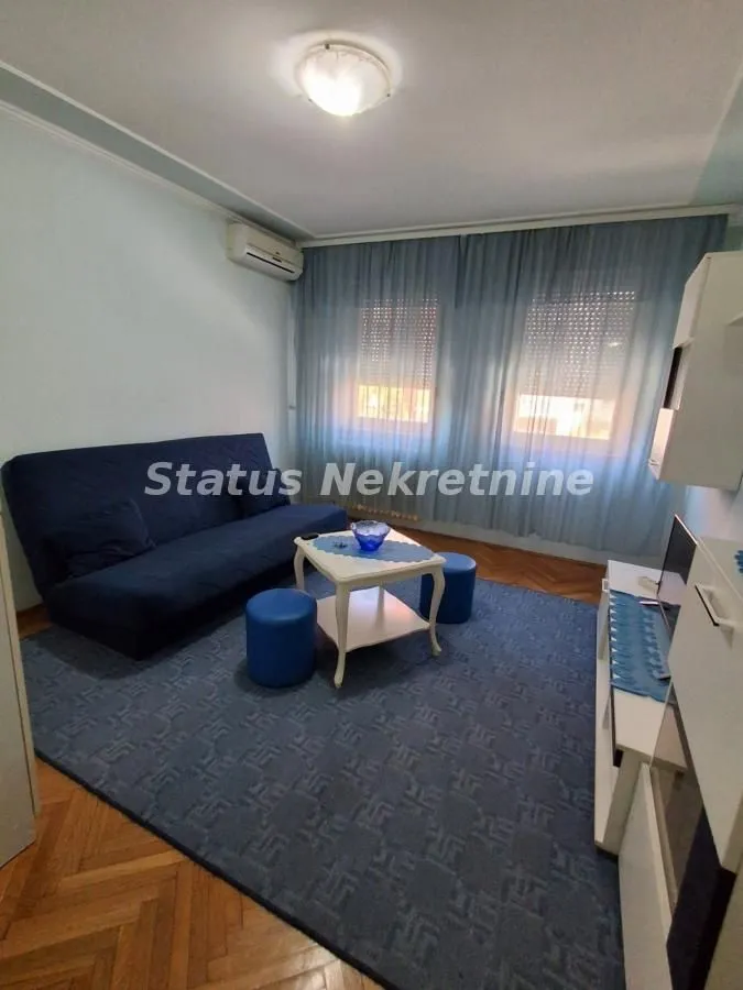 Rent, one bedroom apartment, 30m², Bulevar Oslobodjenja, Novi Sad Sve Podlokacije