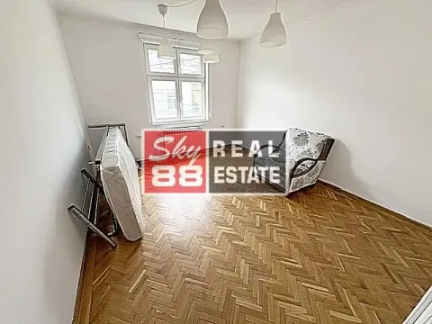 Rent, three bedroom apartment, 130m², Neimar, Vračar Sve Podlokacije - image 6
