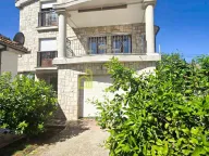 Prodaja, kuća, 270m², Masline, Podgorica - image 1