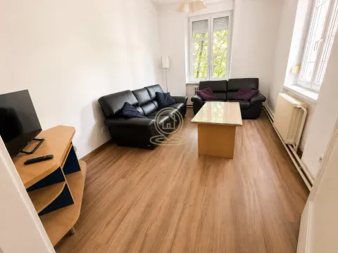 Izdavanje, trosoban stan, 65m², Stari Grad, Beograd - image 3