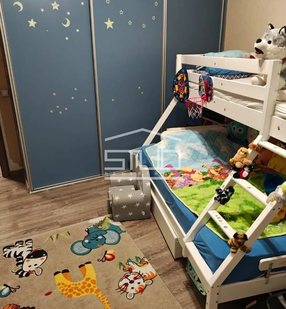Prodaja, trosoban stan, 70m², Senjak, Beograd