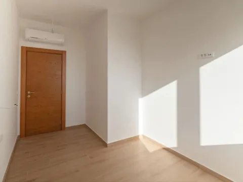 Prodaja, dvosoban stan, 73m², Budva, Crna Gora - image 5