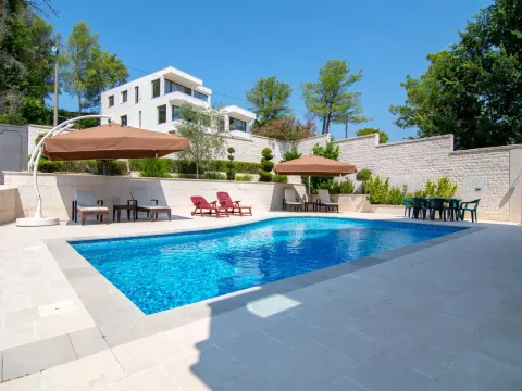 Prodaja, kuća, 267m², Tivat, Crna Gora - image 12