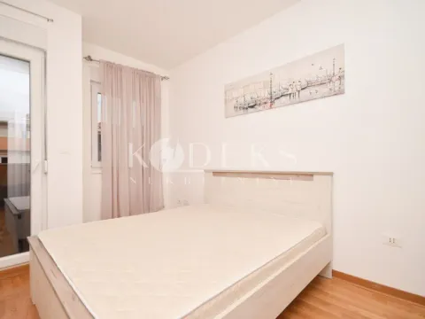 Rent, one bedroom apartment, 42m², City Kej, Podgorica - image 4