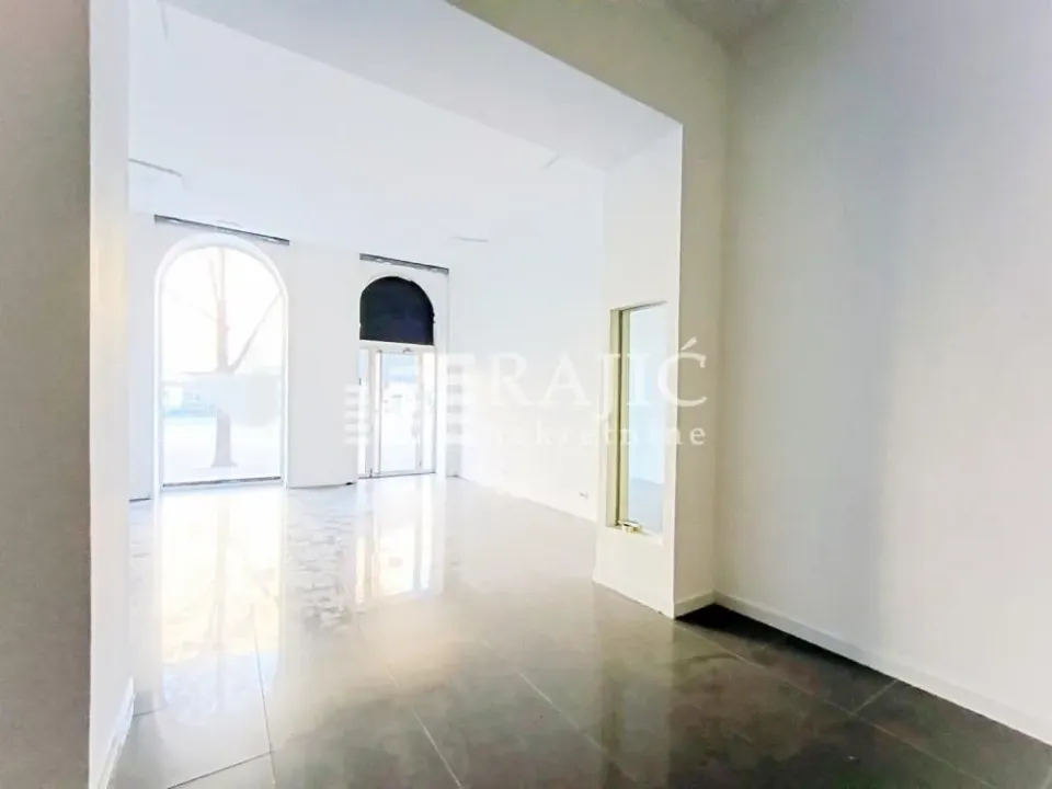 Rent, office space, 64m², Stari Grad, Beograd