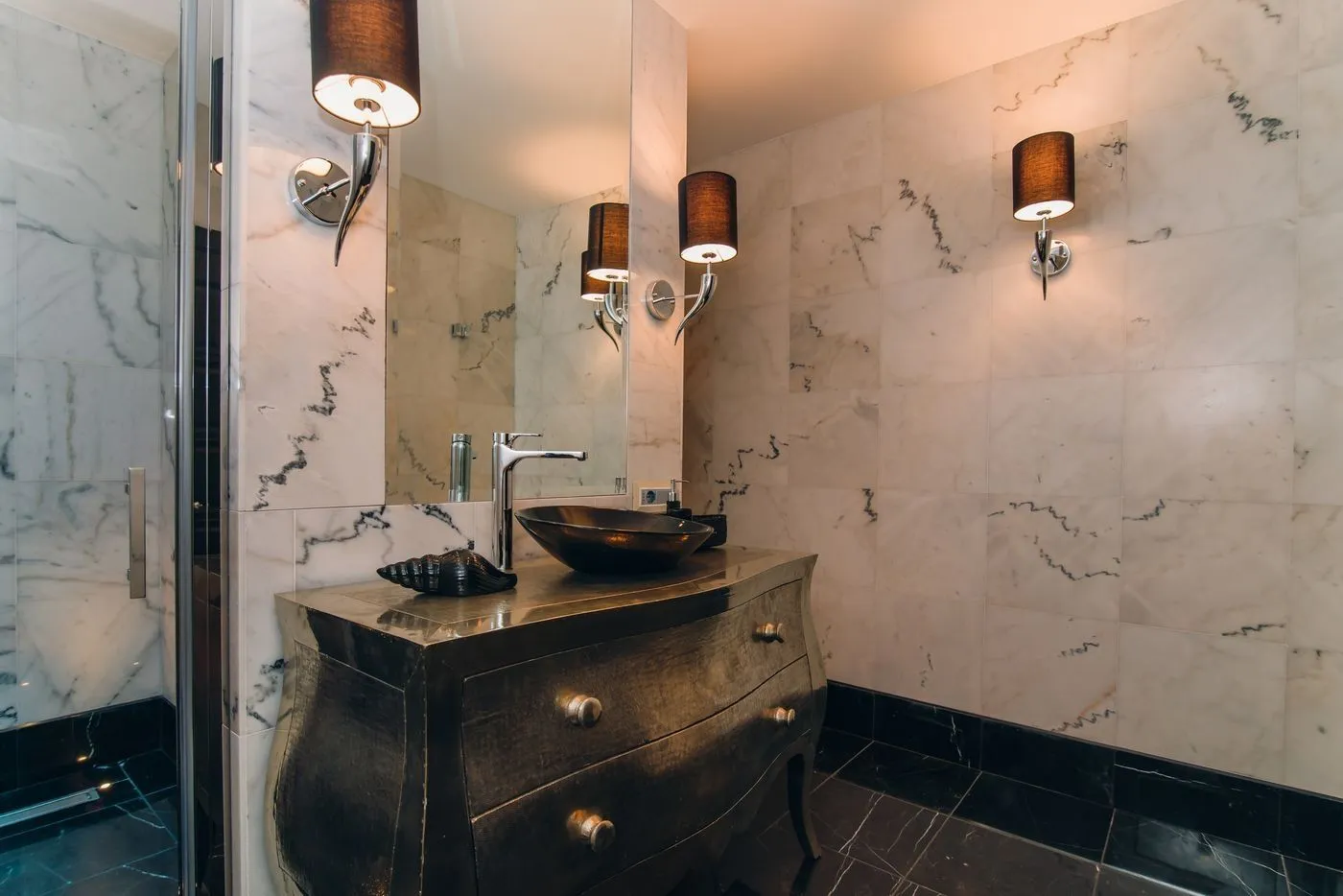 Sale, house, 550m², Reževići, Budva