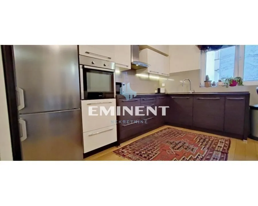 Rent, four bedroom apartment, 120m², Stari Grad, Beograd