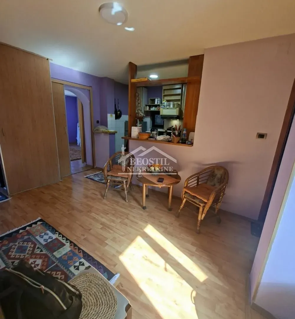 Prodaja, trosoban stan, 74m², Savski Venac, Beograd