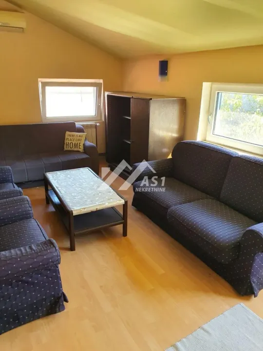 Izdavanje, jednosoban stan, 54m², Salajka, Novi Sad Sve Podlokacije